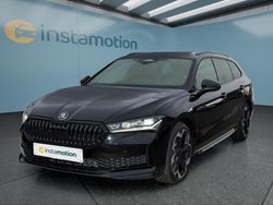 Schwarz Neu 2025 Skoda Superb Kombi | 53.699 € (Teuer)