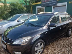 Schwarz Gebraucht 2012 Kia Ceed Sportswagon Edition 7 Kombi | 1.950 €