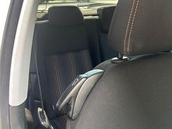 Weiß Gebraucht 2013 Peugeot 208 Style Kleinwagen | 4.000 € (Fairer Preis)