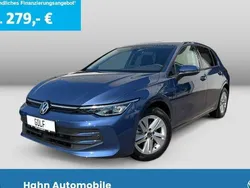 Blau Neu 2024 VW Golf VIII Life Limousine | 28.480 € (Fairer Preis)