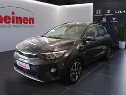 Grau Gebraucht 2018 Kia Stonic Platinum Edition SUV | 13.899 € (Fairer Preis)