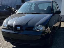 Schwarz Gebraucht 2002 Seat Arosa Kleinwagen | 1.500 € (Teuer)