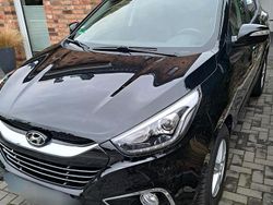 Schwarz Gebraucht 2014 Hyundai ix35 SUV | 11.990 € (Fairer Preis)