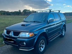 Grau Gebraucht 2006 Mitsubishi Pajero SUV | 6.700 € (Fairer Preis)