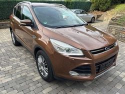 Braun Gebraucht 2014 Ford Kuga Titanium SUV | 6.900 € (Guter Preis)