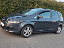Grau Gebraucht 2007 Seat Altea Comfort Van / Kleinbus | 2.990 € (Guter Preis)