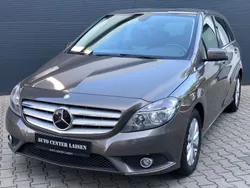 Grau Gebraucht 2014 Mercedes B200 Van / Kleinbus | 12.999 € (Fairer Preis)