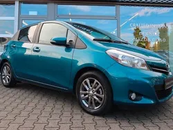 Grün Gebraucht 2013 Toyota Yaris Kleinwagen | 10.700 € (Teuer)