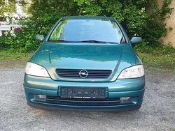 Grün Gebraucht 2001 Opel Astra Limousine | 1.500 € (Fairer Preis)
