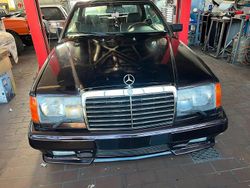 Braun Gebraucht 1993 Mercedes E300 Coupé | 7.200 €
