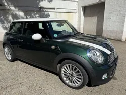 Dunkelgruen (metallic) Gebraucht 2013 Mini Cooper Kleinwagen | 3.900 € (Superpreis)