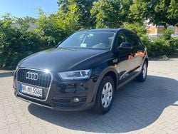Schwarz Gebraucht 2012 Audi Q3 Comfort SUV | 10.000 € (Superpreis)