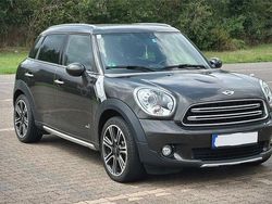 Grau Gebraucht 2016 Mini Cooper D Countryman SUV | 11.950 € (Fairer Preis)