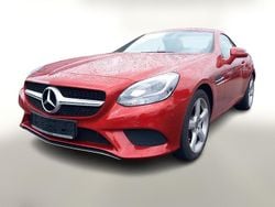 Rot Gebraucht 2017 Mercedes SLC180 Cabrio | 26.488 € (Guter Preis)