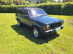 Grün Gebraucht 1999 Jeep Cherokee SUV | 16.900 €