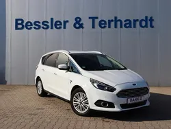 Frostweiß Gebraucht 2016 Ford S-MAX Titanium Van / Kleinbus | 14.990 € (Fairer Preis)
