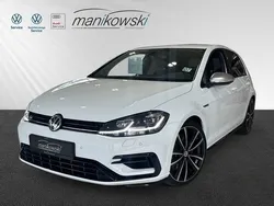 Weiss Gebraucht 2017 VW Golf VII R Limousine | 23.790 € (Fairer Preis)