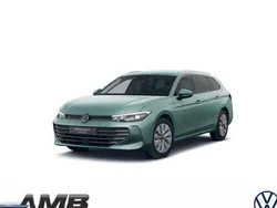 Grün Neu 2025 VW Passat Business Kombi | 56.980 € (Teuer)