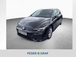 Grenadillschwarz metallic Gebraucht 2024 VW Golf VIII R-line Limousine | 29.740 € (Guter Preis)