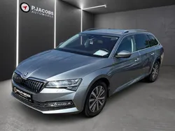 Grau Gebraucht 2021 Skoda Superb Style Kombi | 25.990 € (Etwas zu teuer)