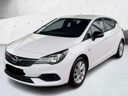 Weiß Gebraucht 2021 Opel Astra Limousine | 13.200 € (Fairer Preis)