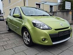 Grün Gebraucht 2009 Renault Clio III Kleinwagen | 2.490 € (Guter Preis)