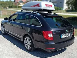 Schwarz Gebraucht 2011 Skoda Superb Ambition Kombi | 6.999 € (Fairer Preis)