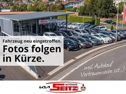 Creamy white (weiss) Gebraucht 2016 Hyundai Santa Fe Trend SUV | 13.880 € (Fairer Preis)