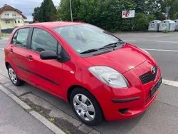 Rot Gebraucht 2007 Toyota Yaris Cool Limousine | 3.490 € (Fairer Preis)
