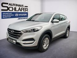 Silber Gebraucht 2016 Hyundai Tucson Classic SUV | 13.480 € (Fairer Preis)