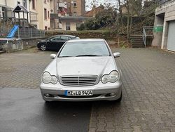 Silber Gebraucht 2001 Mercedes C180 Limousine | 1.299 €