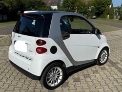 Weiß Gebraucht 2010 Smart ForTwo Coupé Passion Coupé | 3.900 € (Guter Preis)