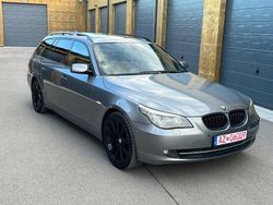 Grau Gebraucht 2008 BMW 525 Kombi | 8.795 €