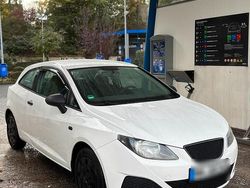 Weiß Gebraucht 2011 Seat Ibiza Kleinwagen | 3.000 € (Fairer Preis)