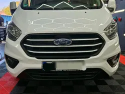 Weiß Gebraucht 2018 Ford Transit Custom Van / Kleinbus | 10.550 € (Superpreis)