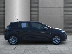 Blackpearlschwarz Gebraucht 2025 Renault Clio V Evolution Kleinwagen | 19.590 € (Fairer Preis)