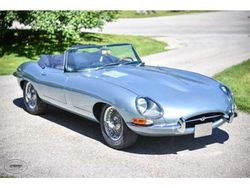 Opalcent blue Gebraucht 1963 Jaguar E-Type Cabrio | 179.000 €