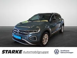 Blau Gebraucht 2024 VW T-Roc Style SUV | 28.930 € (Guter Preis)