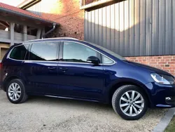 Blau Gebraucht 2020 VW Sharan IQ Drive Van / Kleinbus | 29.950 € (Fairer Preis)