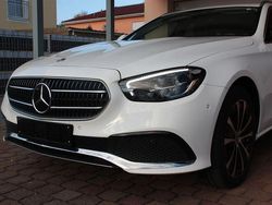 Weiß Gebraucht 2022 Mercedes E300 Limousine | 36.900 € (Fairer Preis)