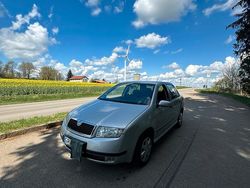 Silber Gebraucht 2002 Skoda Fabia Kleinwagen | 799 € (Guter Preis)