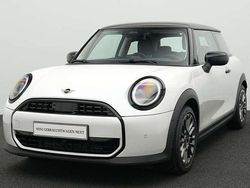 Weiß Gebraucht 2024 Mini Cooper Classic Kleinwagen | 26.255 € (Fairer Preis)