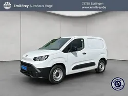 Weiß Neu 2025 Toyota Proace City Van | 31.399 € (Etwas zu teuer)