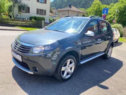 Grau Gebraucht 2013 Dacia Sandero Stepway Kleinwagen | 2.999 €