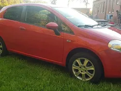 Rot Gebraucht 2009 Fiat Punto Kleinwagen | 2.300 € (Fairer Preis)