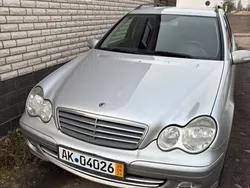 Silber Gebraucht 2005 Mercedes C180 Classic Kombi | 2.500 € (Fairer Preis)