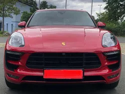 Rot Gebraucht 2018 Porsche Macan GTS SUV | 49.400 € (Fairer Preis)