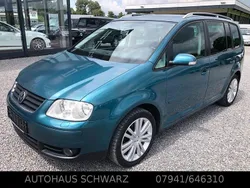 Grün Gebraucht 2005 VW Touran Highline Van / Kleinbus | 1.950 € (Guter Preis)