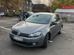 Grau Gebraucht 2012 VW Golf VI Style Limousine | 9.000 € (Etwas zu teuer)