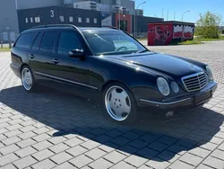 Schwarz Gebraucht 1999 Mercedes E430 Avantgarde Limousine | 6.199 € (Fairer Preis)